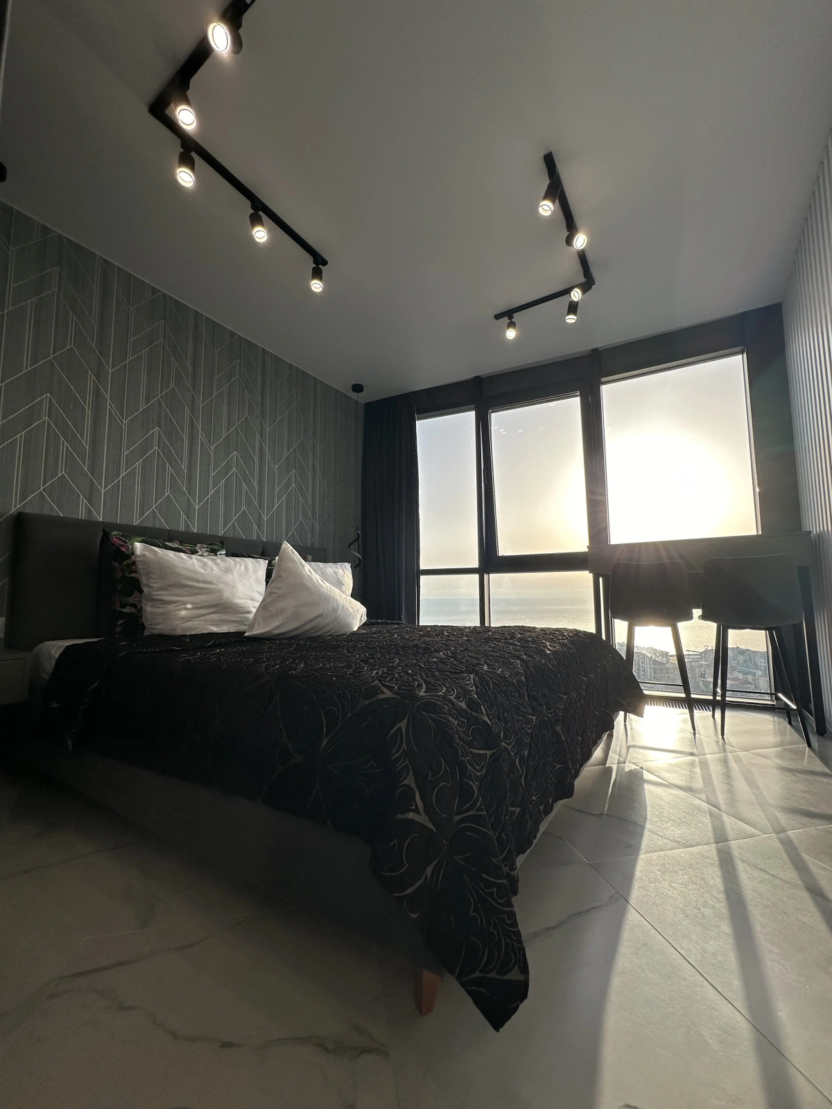 Квартира Студия на 20-ом этаже