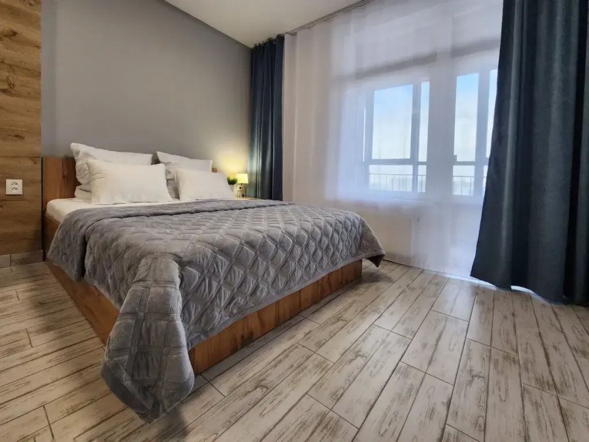 Апартаменты Comfort Home Вип в Метрополис 1