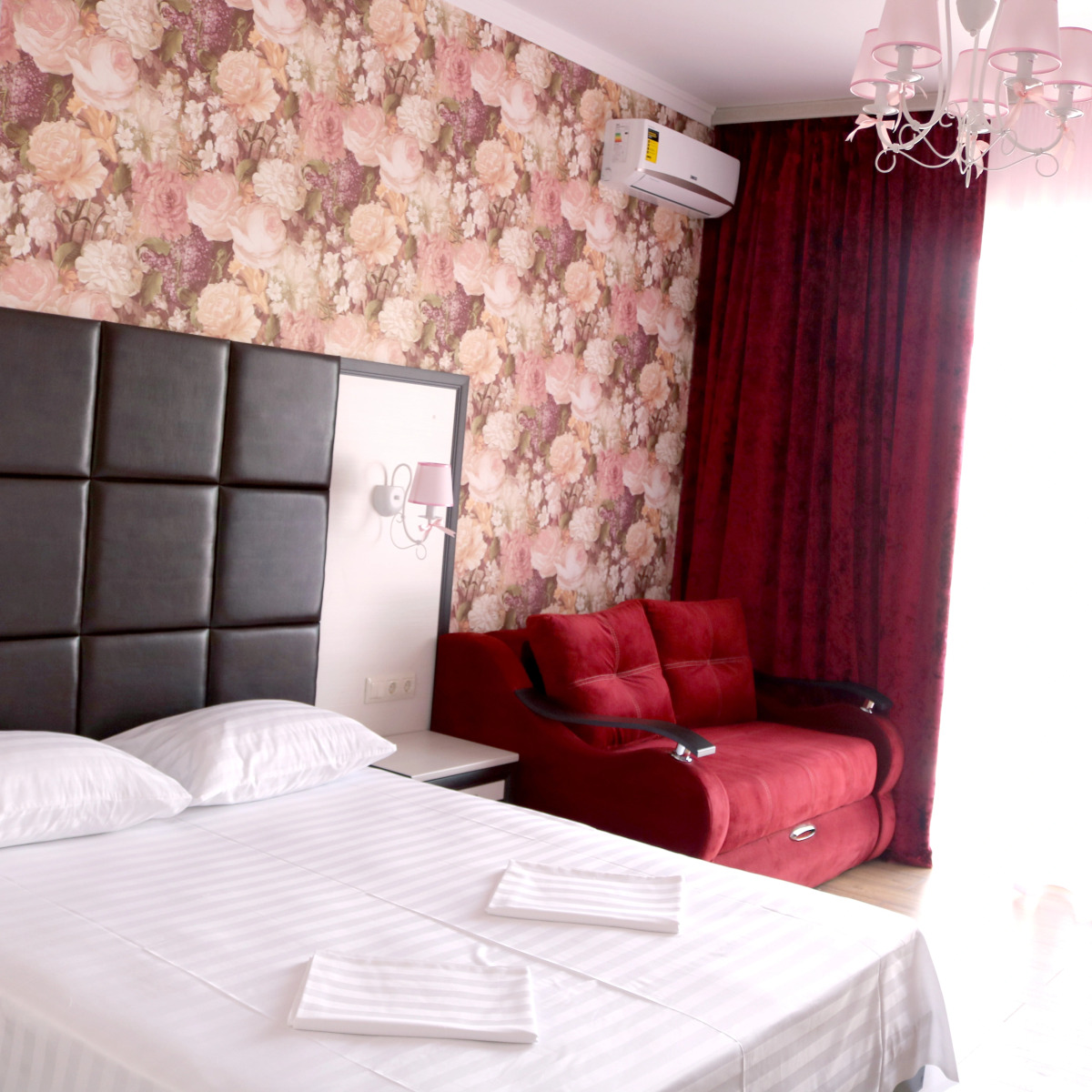 Отель Кристалл