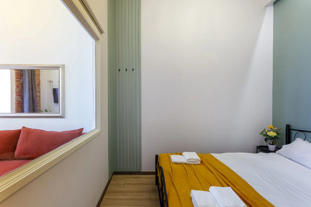 Апартаменты на Большом 13 Балкон