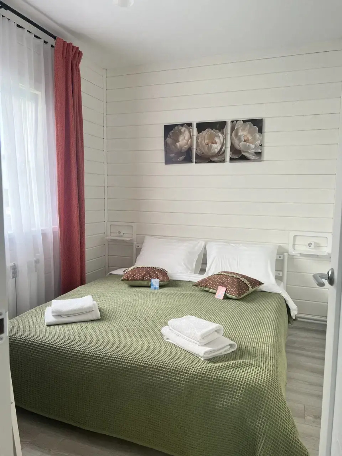 Апартаменты Двухкомнатные в Таунхаусе у Святого Источника