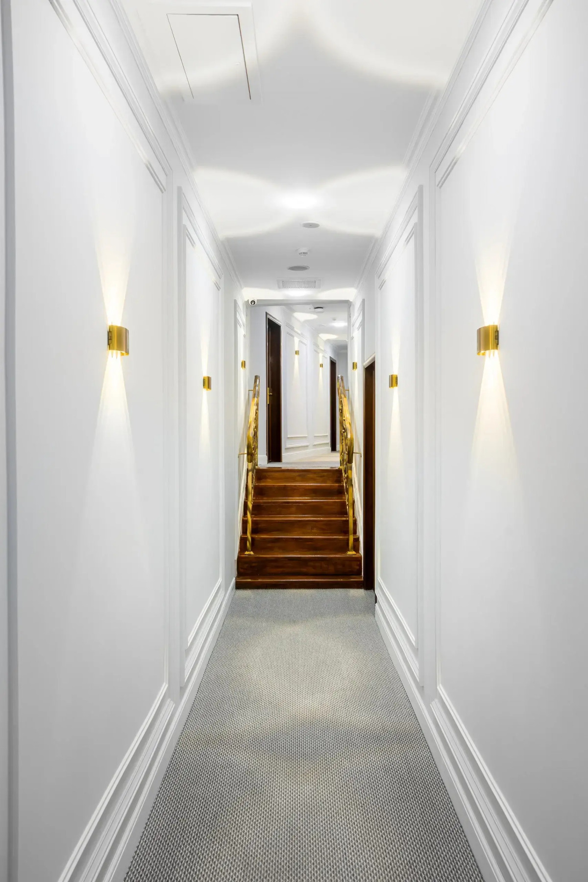 Отель Grand Opera