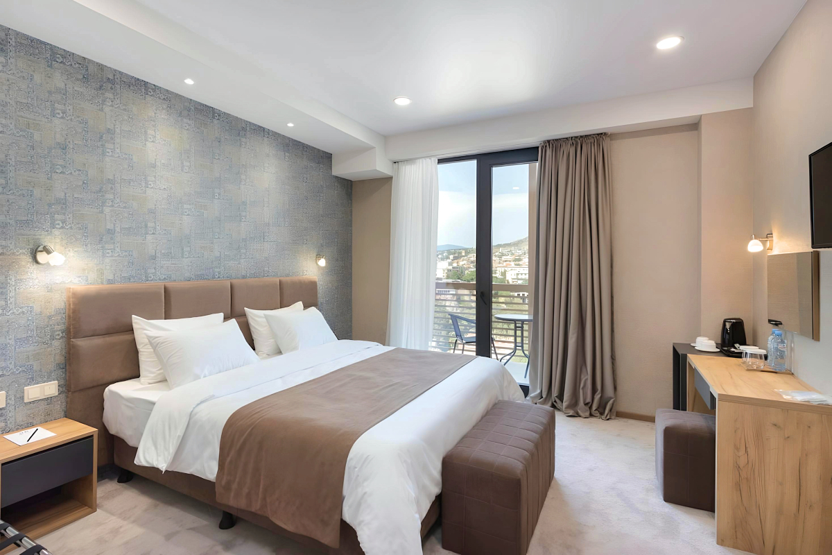 Brooch Boutique Hotel