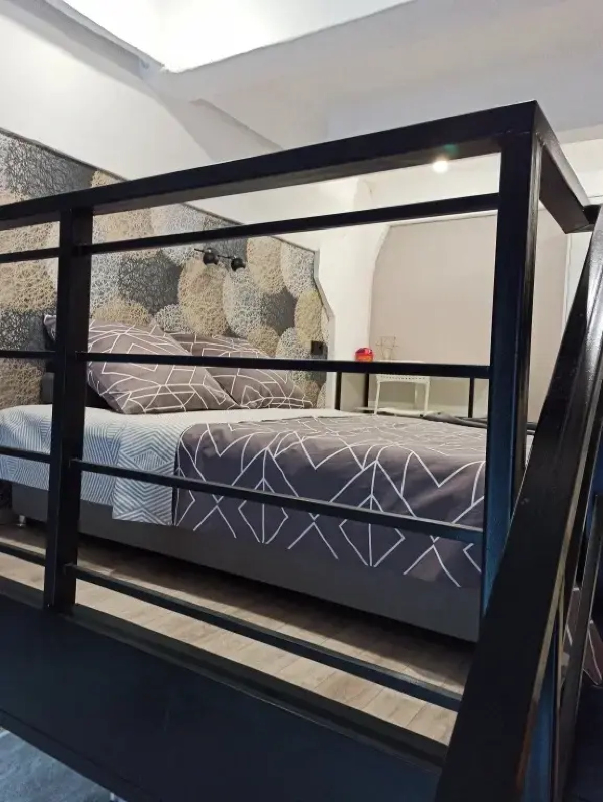 Квартира Двухуровневая Khadi_Home рядом с Комсомольской Набережной