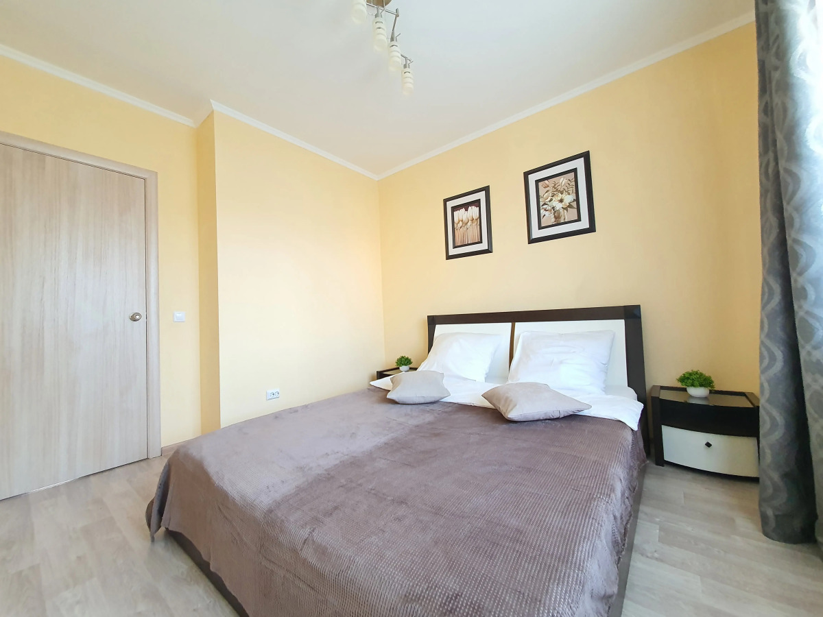 Апартаменты Живи Уютно на Монтклер