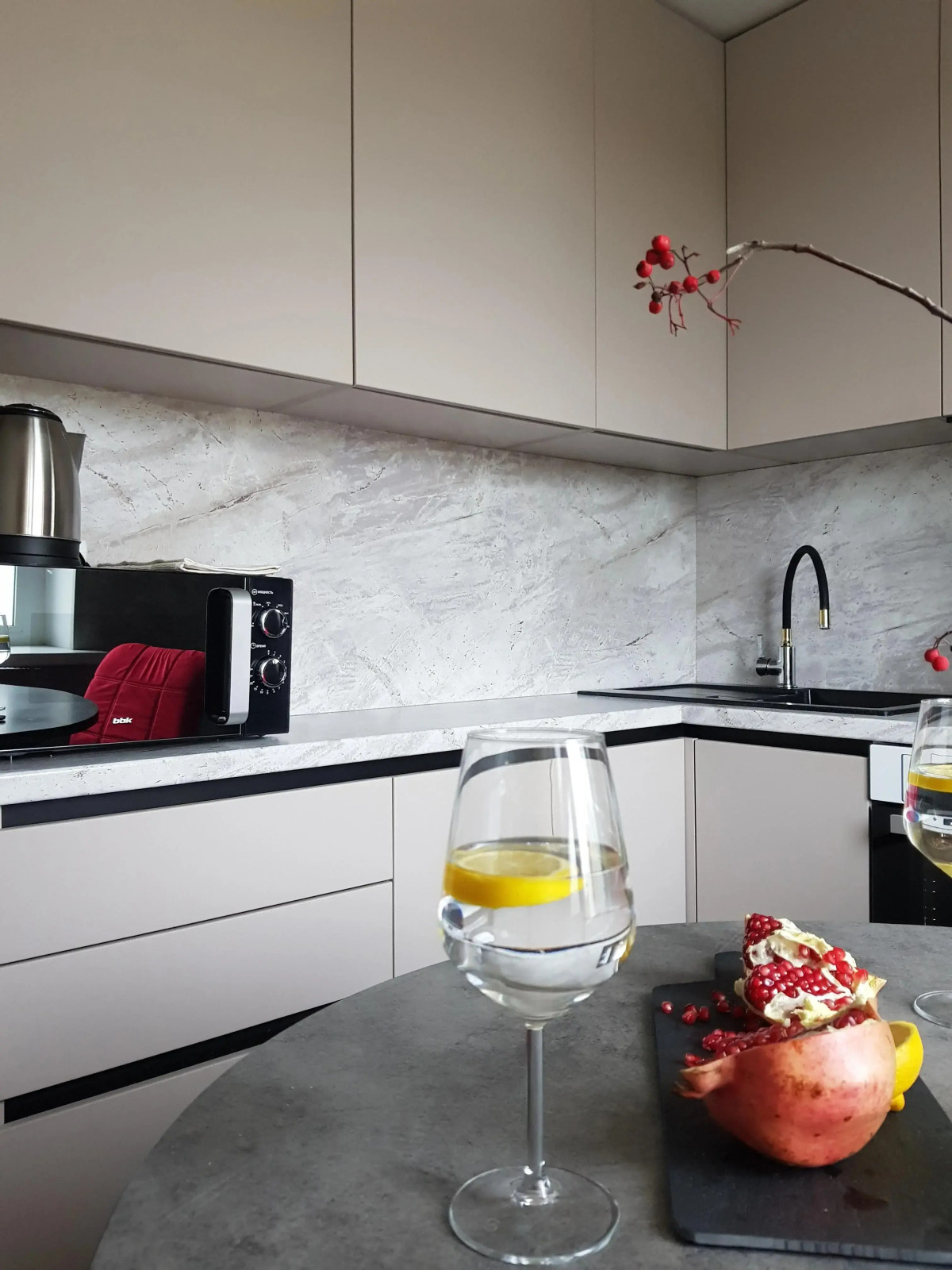 Апартаменты Апарты Подушка в 8 мкр