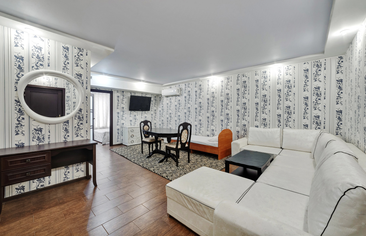 Отель Frantel Palace