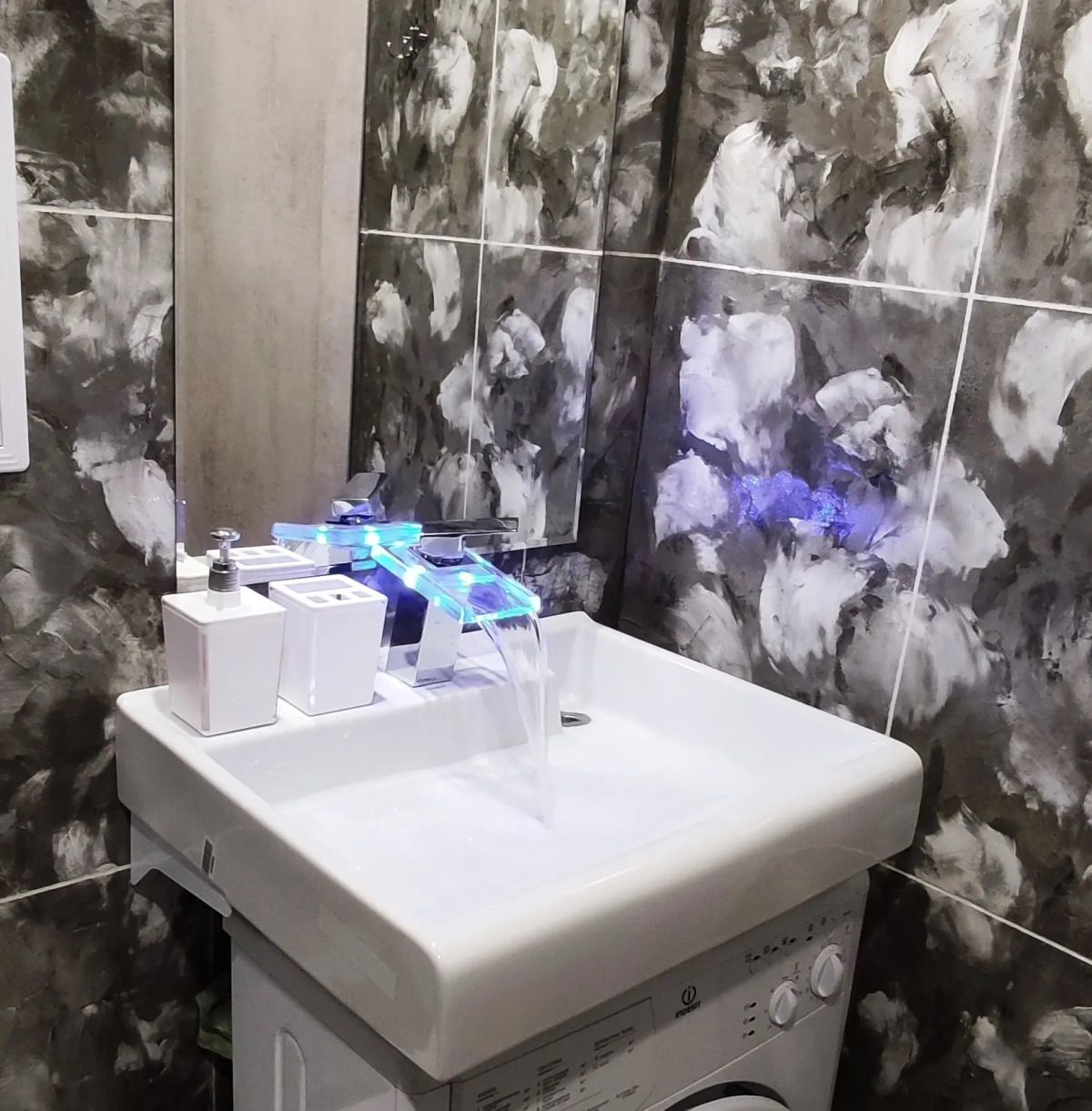 Апартаменты Новые в самом центре Челябинска рядом с ЮУРГУ