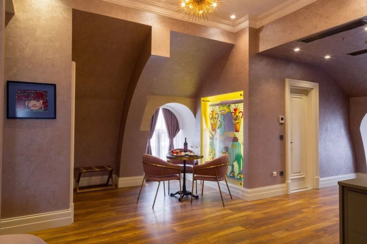 Отель Art Gallery