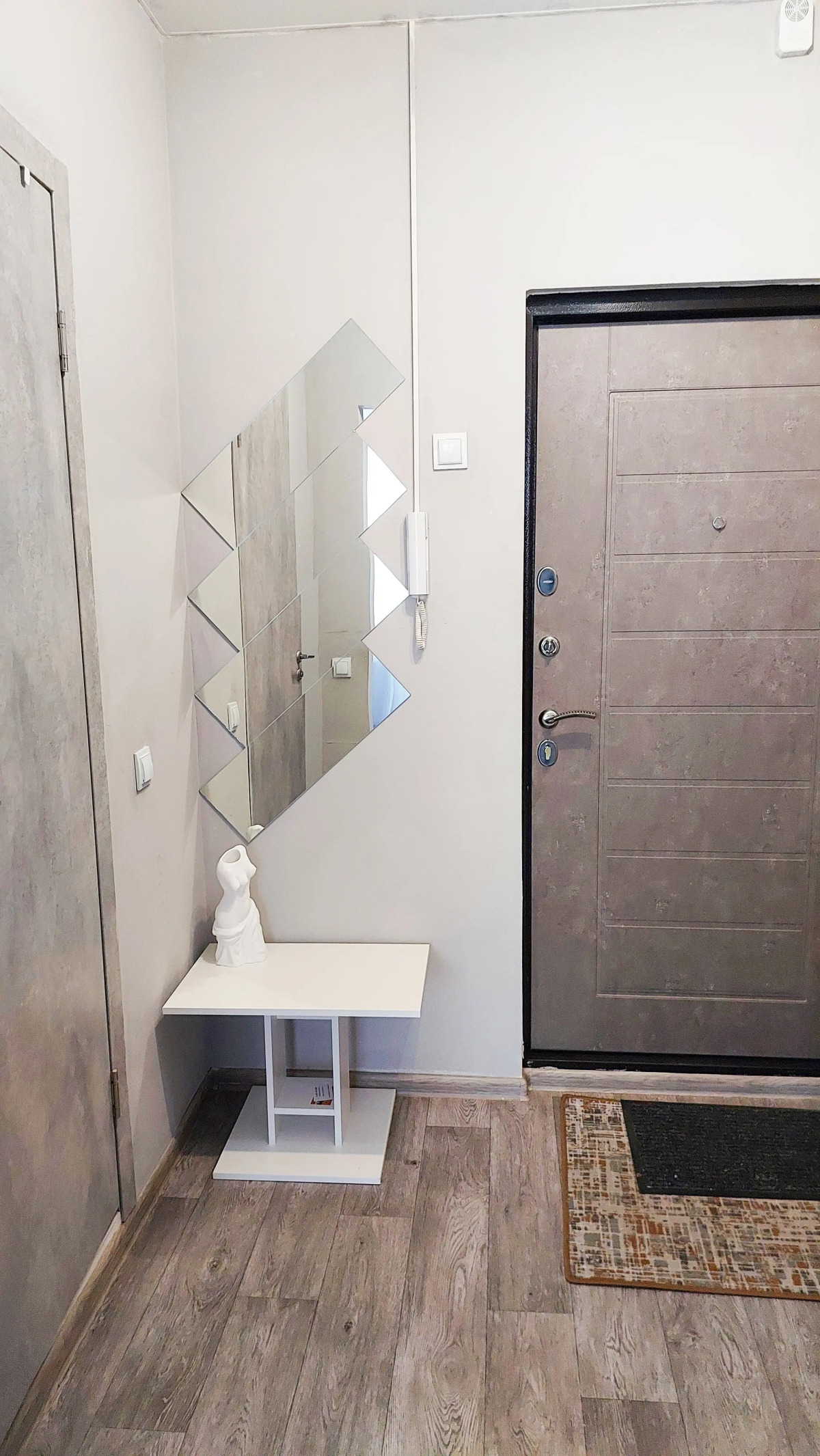 Квартира на берегу Иртыша