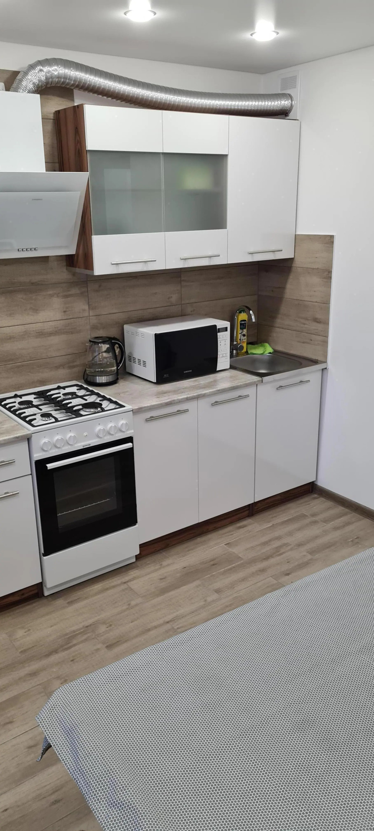 Апартаменты White