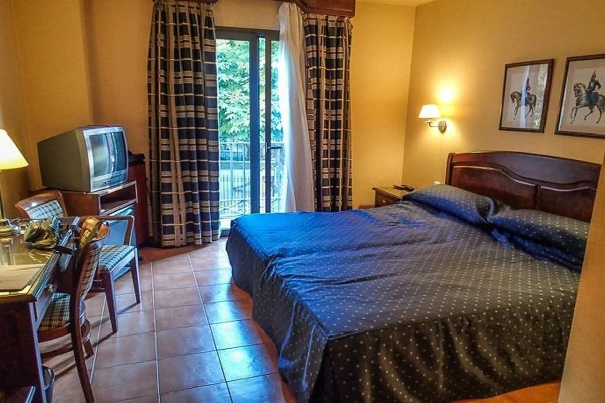 Hospedium Hotel Los Lanceros