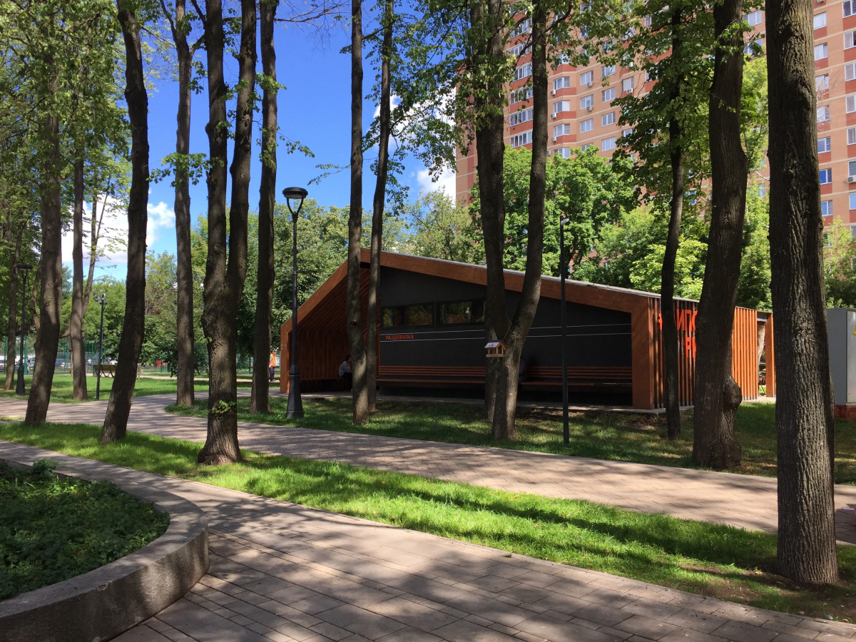 Двухкомнатные Апартаменты Люкс возле Липового Парка