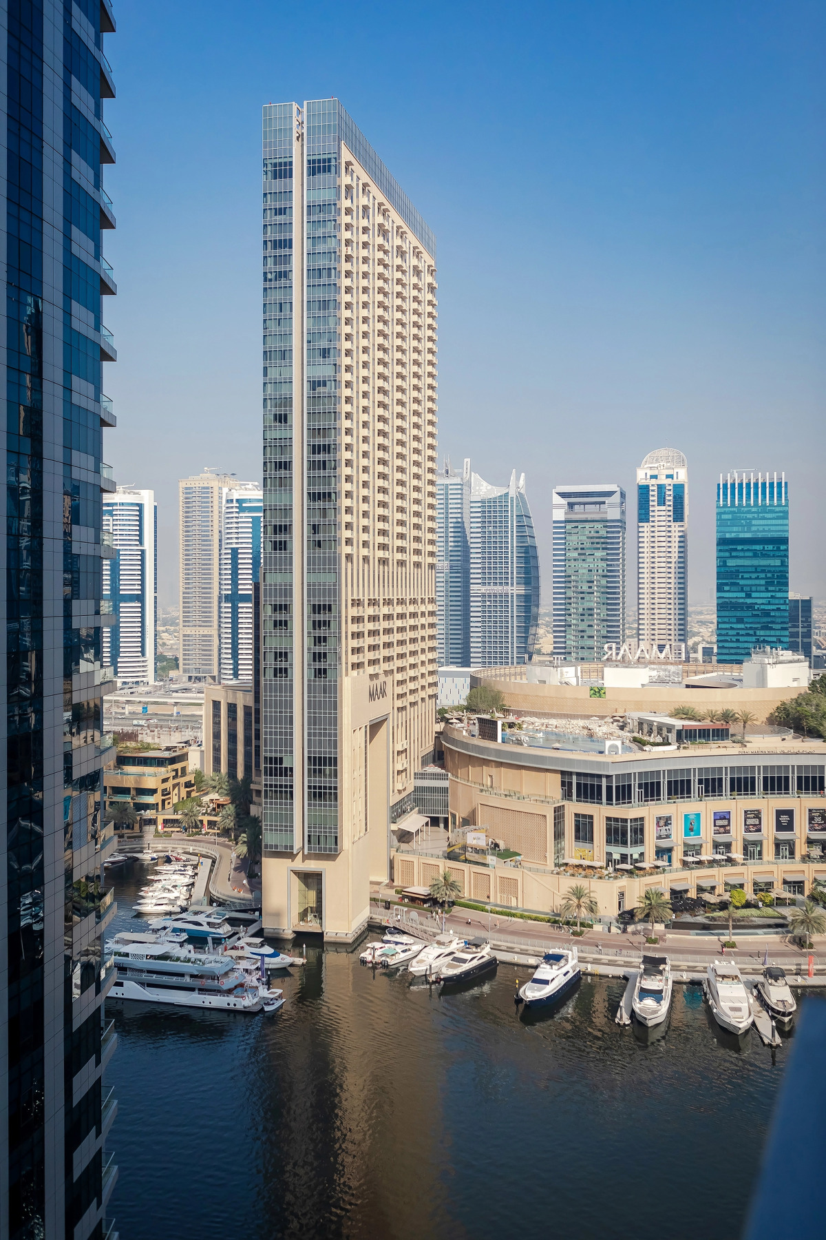 Апартаменты Welcome Home in Bay Central Tower