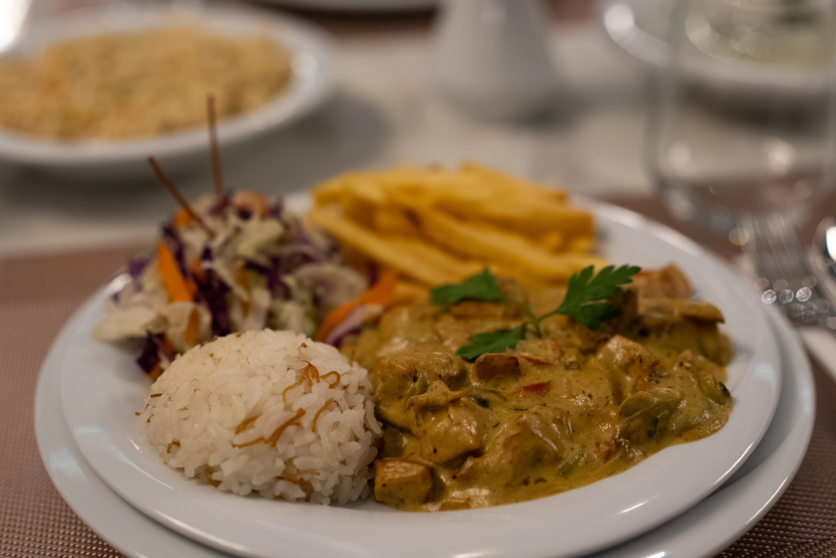 Отель Golden River By Continent Collection