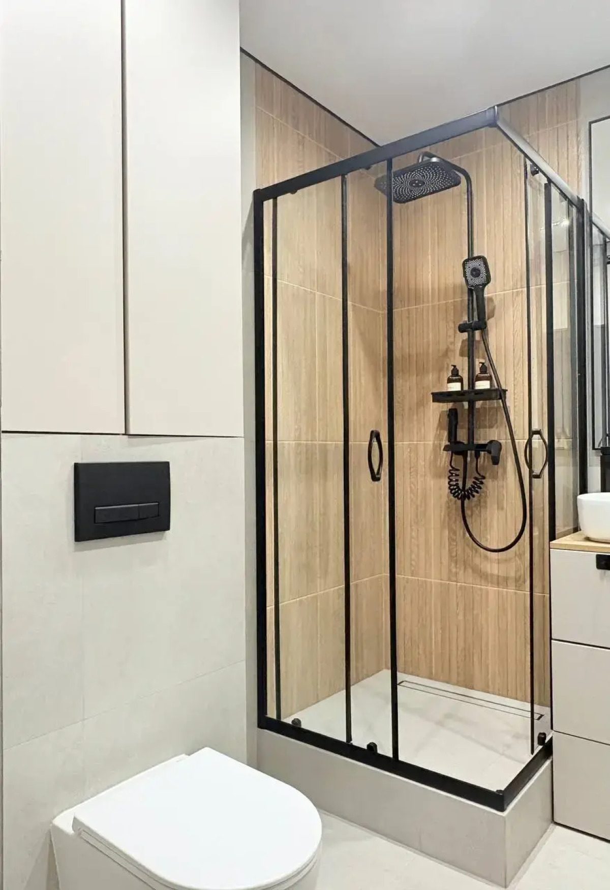 Апартаменты стильные с дизайнерским ремонтом вместимостью до 4 гостей 10 минут до центра города