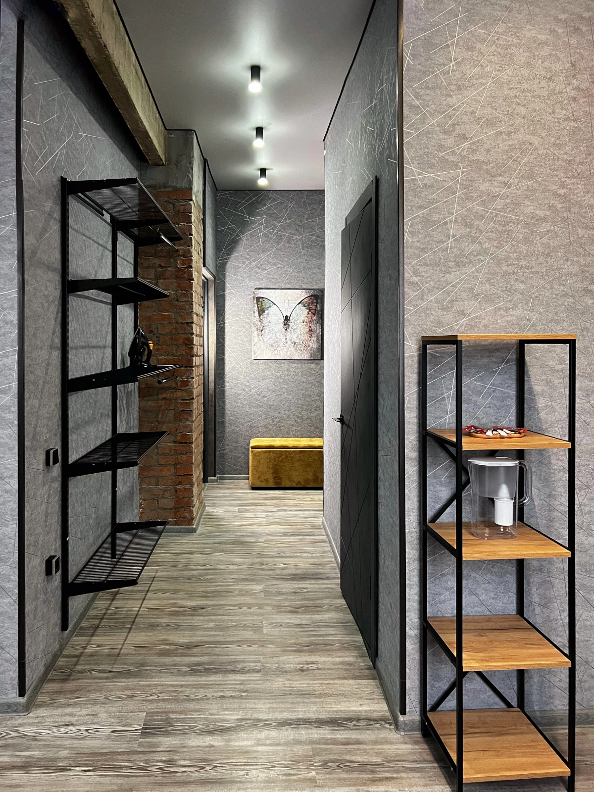 Апартаменты Granada Шикарная евро-двушка в центре города с новым ремонтом в стиле Лофт