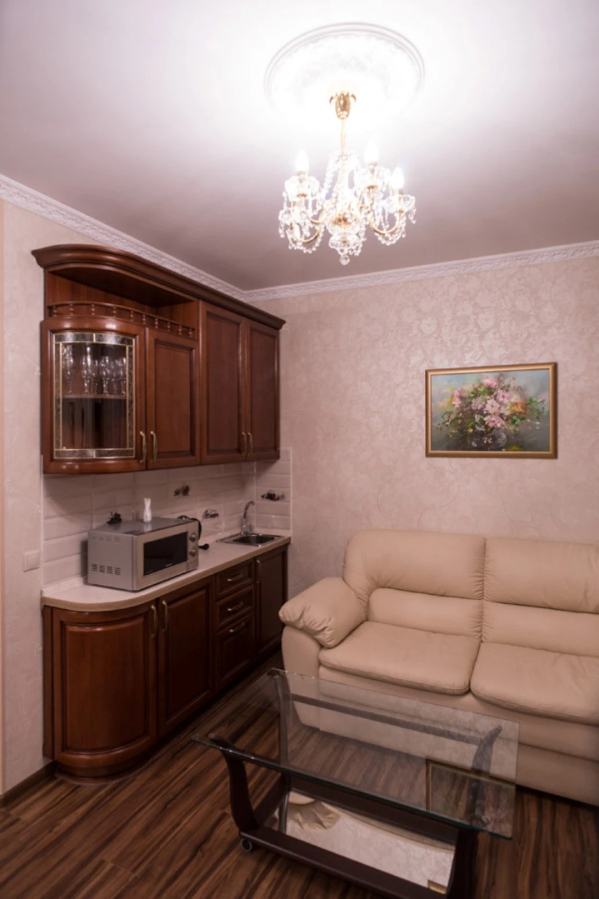 Апартаменты Мира