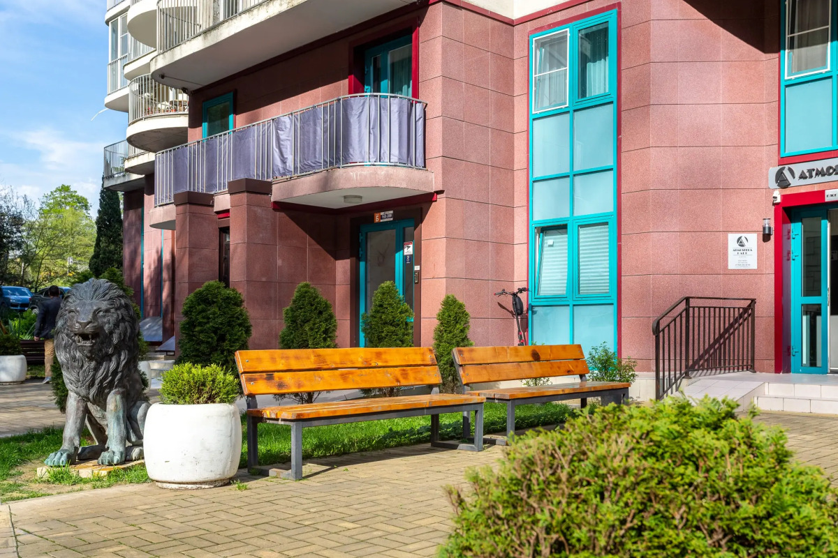 Апартаменты Дом у Дендрария Red apartments Сальвия