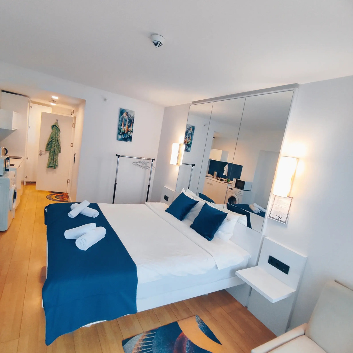 Апарт-отель Beach Side Orbi City