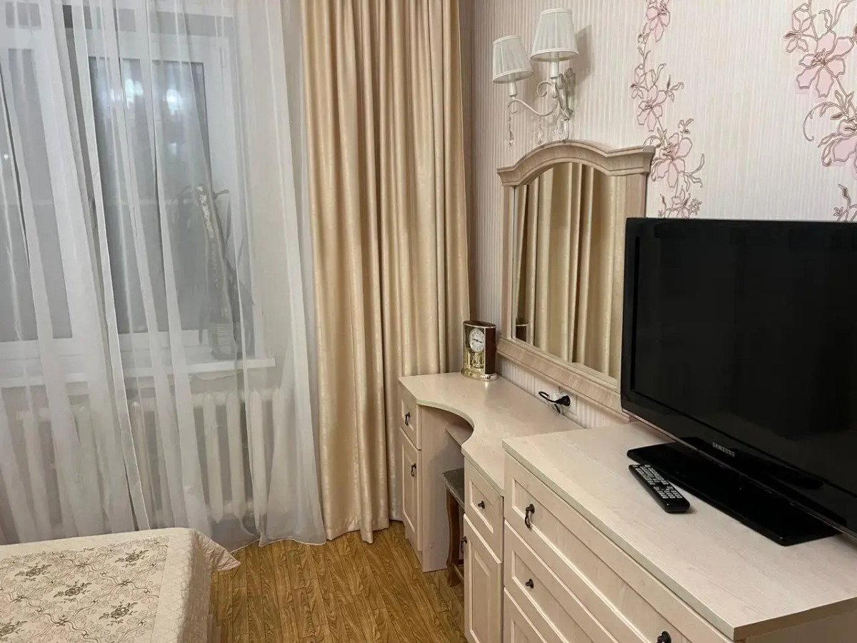 Квартира Родионова 165/4