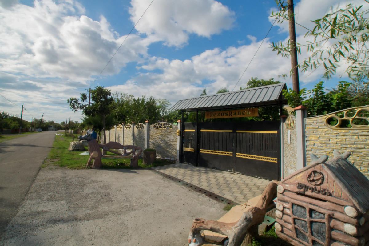 Гостевой дом Rezo's Ranch