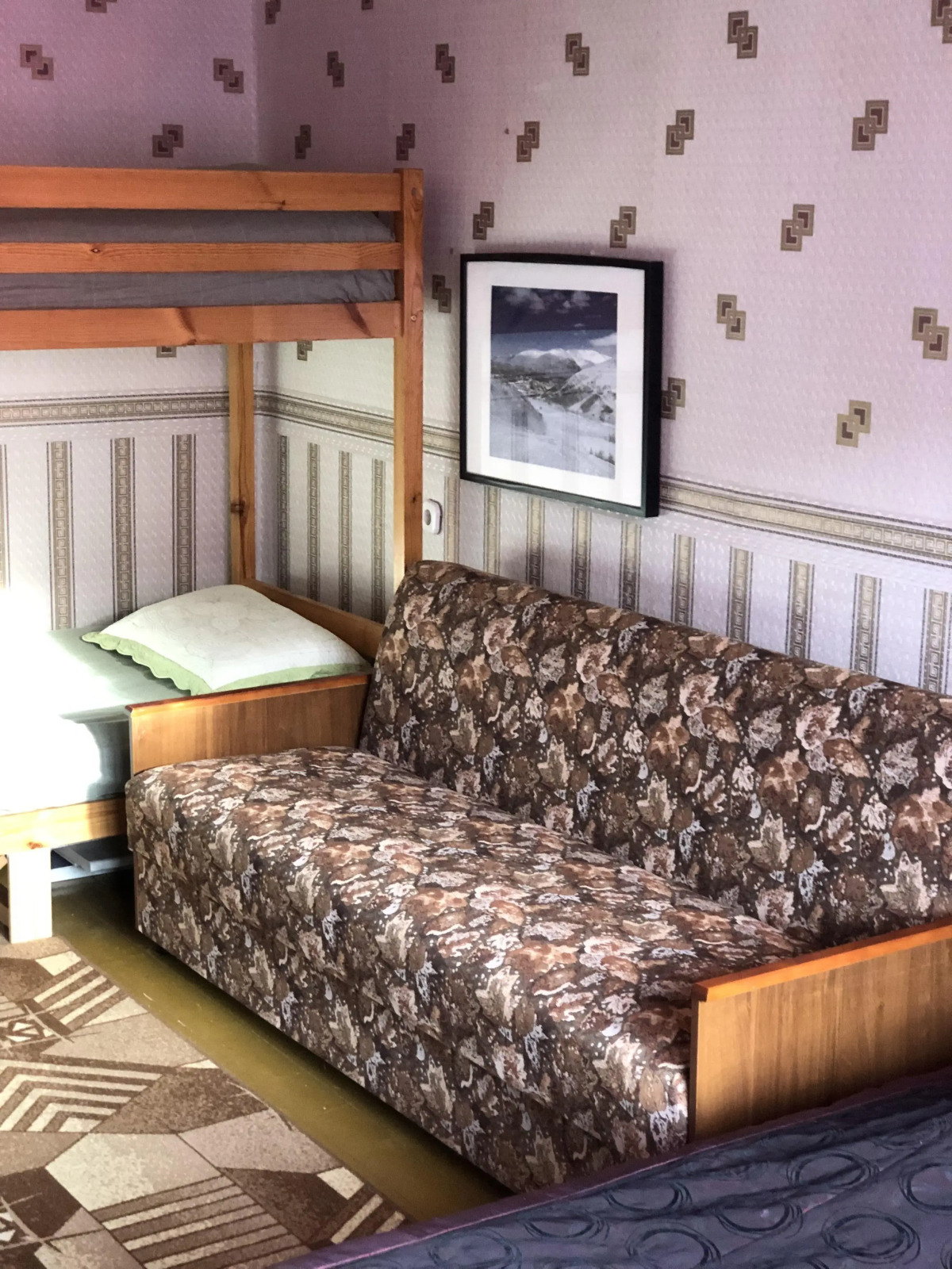 Квартира трехкомнатная Кирова 54