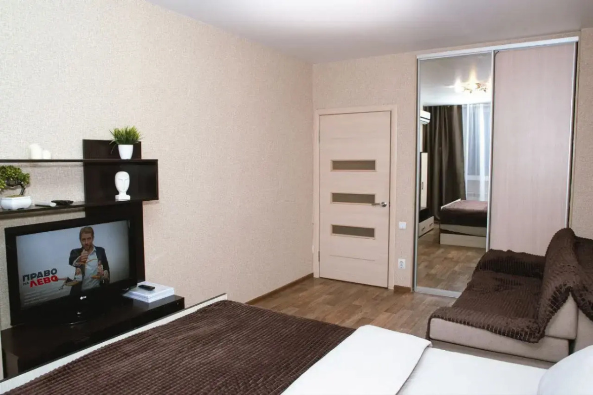 Квартира Просторная и Уютная Однокомнатная с Кроватью и Диваном в ЖК Новый Свет