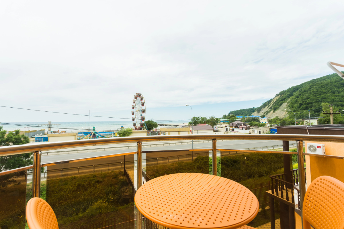 Отель Golden Sunrise