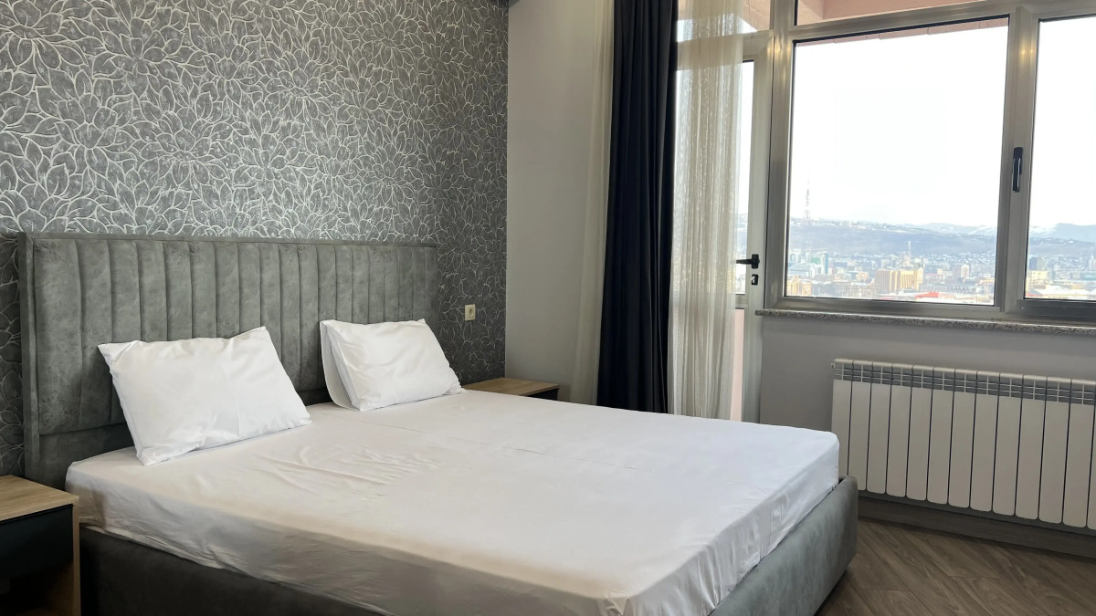 Квартира Comfort Stay on Tsitsernakaberd Highway, 1/2 , 172/3