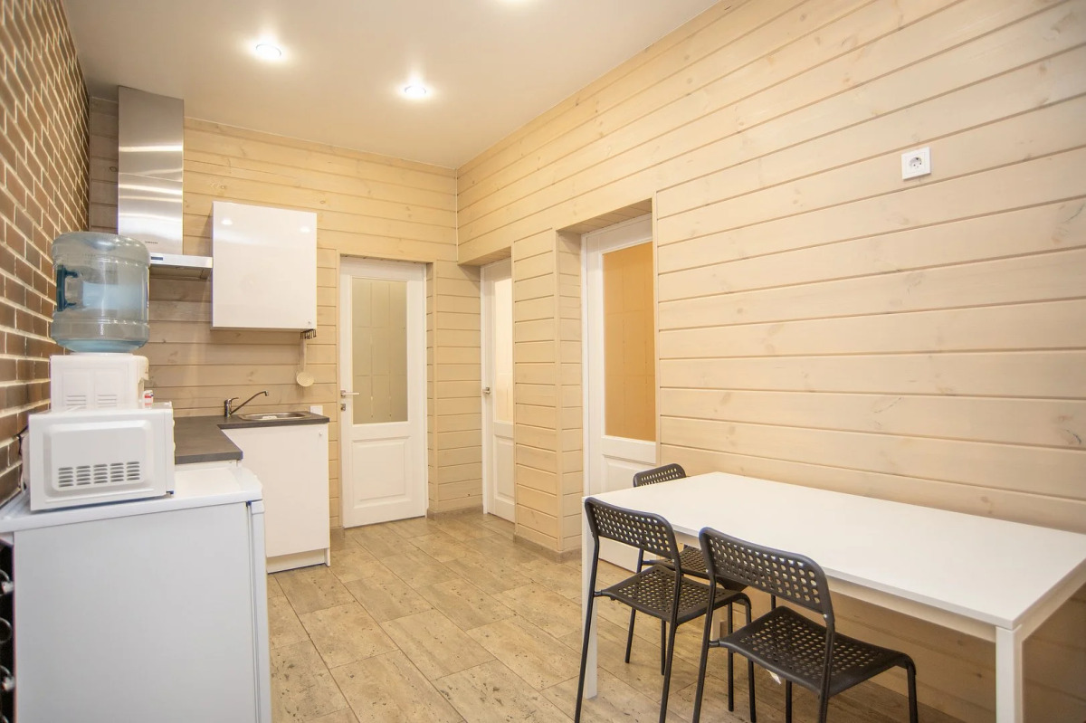 Бунгало с мангалом и верандой на Банном