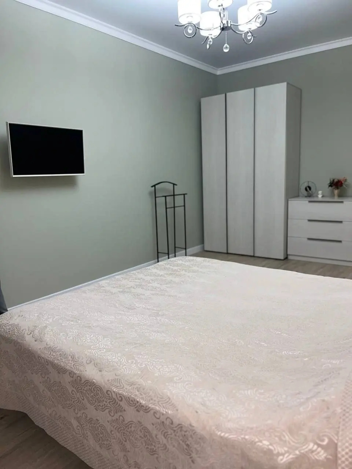 Квартира Билара Кабалоева 6