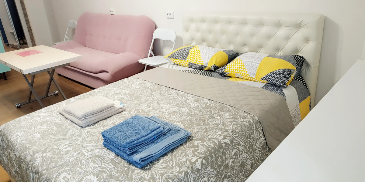 Квартира Современная студия в пешей доступности от метро