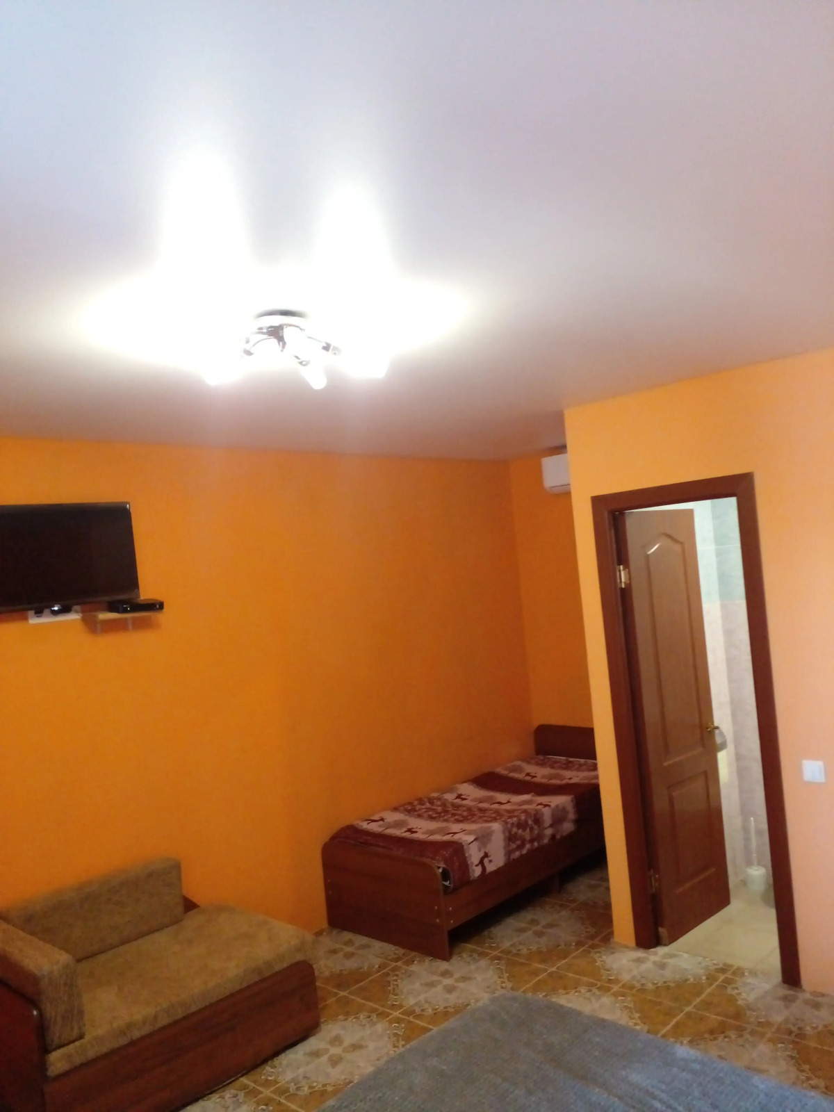 Гостевой дом в Пицунде у озера Наала