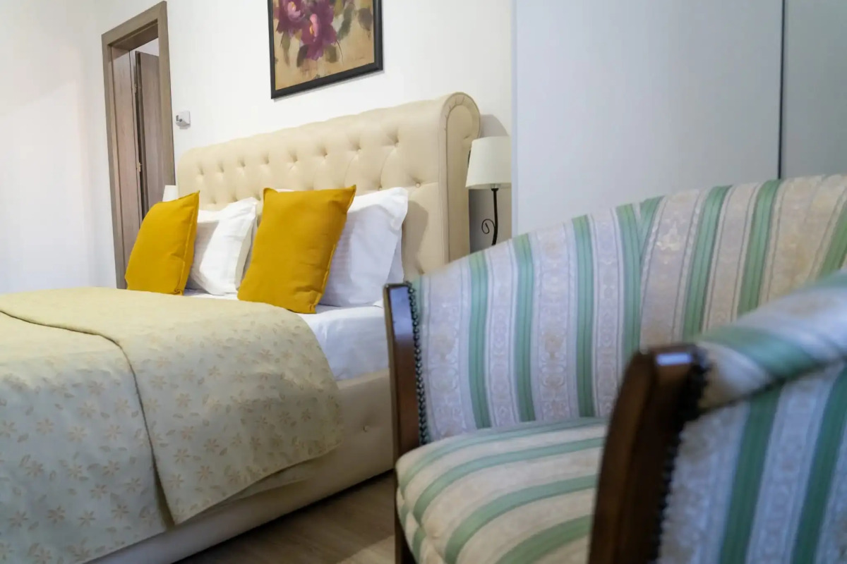 Отель Avenue Parliament