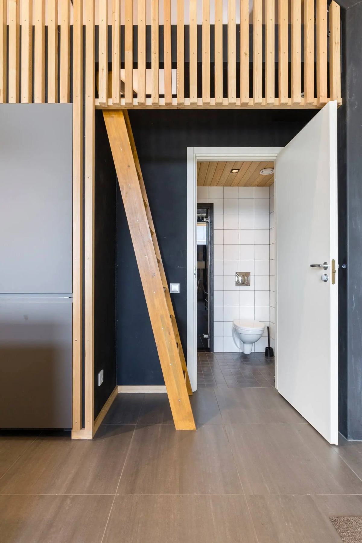 Gostevoy Dom Family Barn Karvala