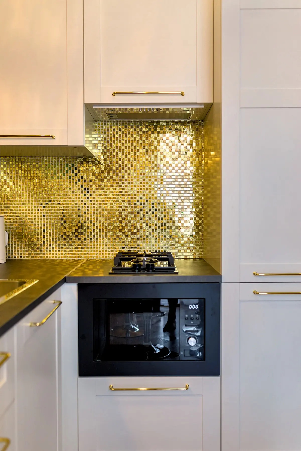 Квартира  Двухкомнатная с Видом на Море и Горы ЖК Изумрудный город до 4 человек