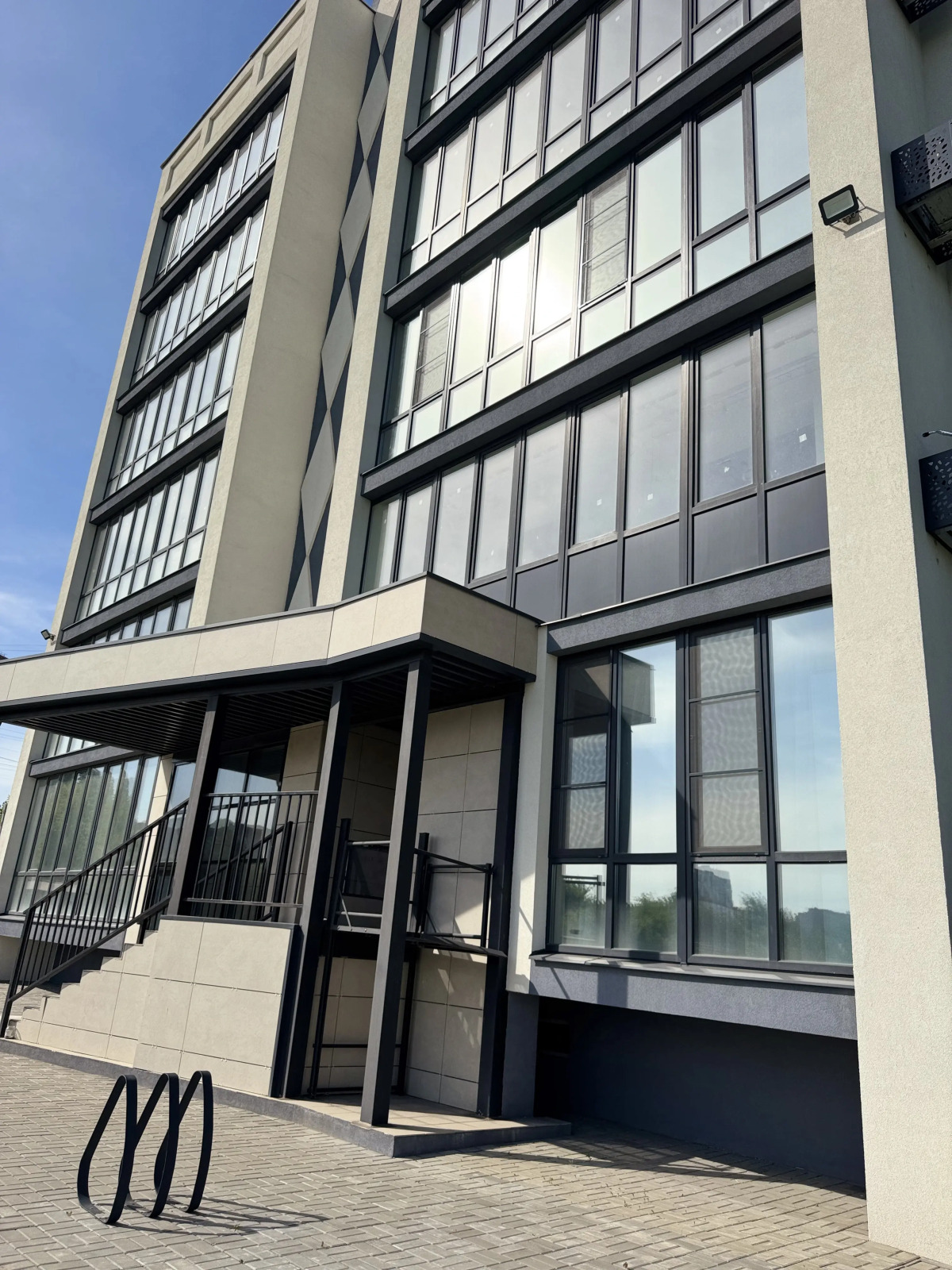 Квартира уютная 2х-к с дизайнерским ремонтом в ЖК Апарт