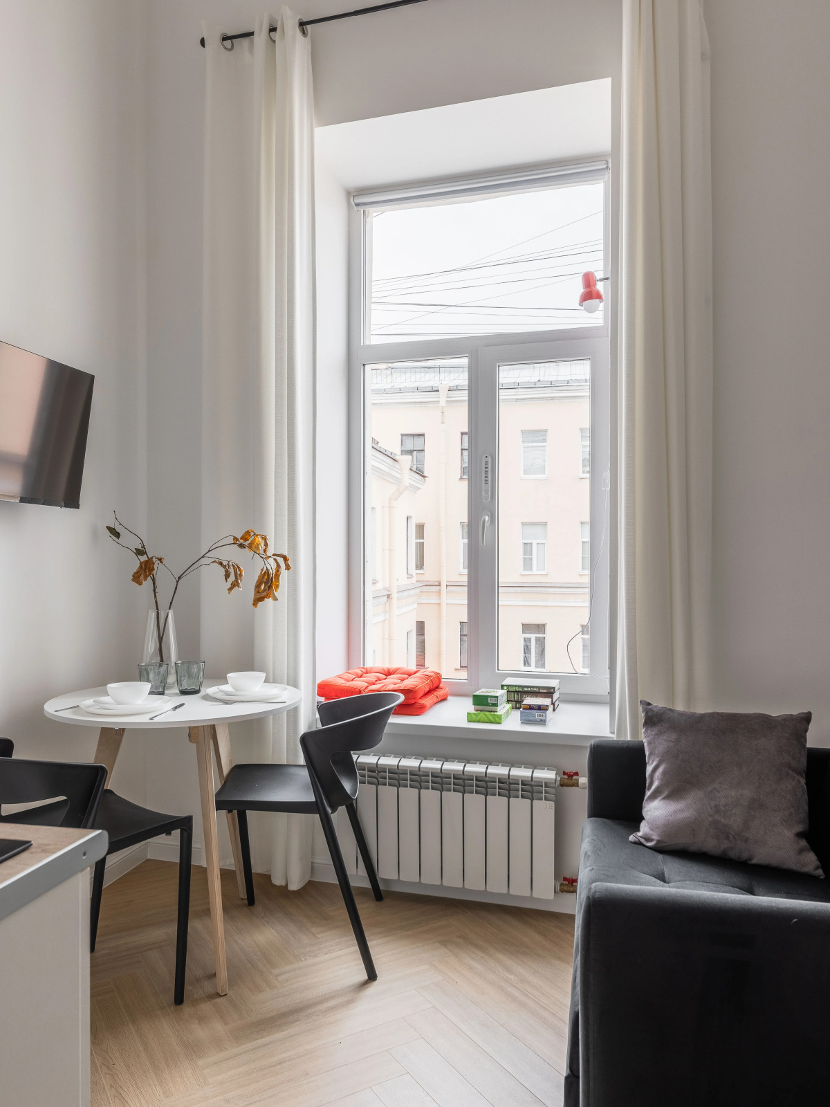 Квартира Уютная студия в центре с окнами в тихий двор