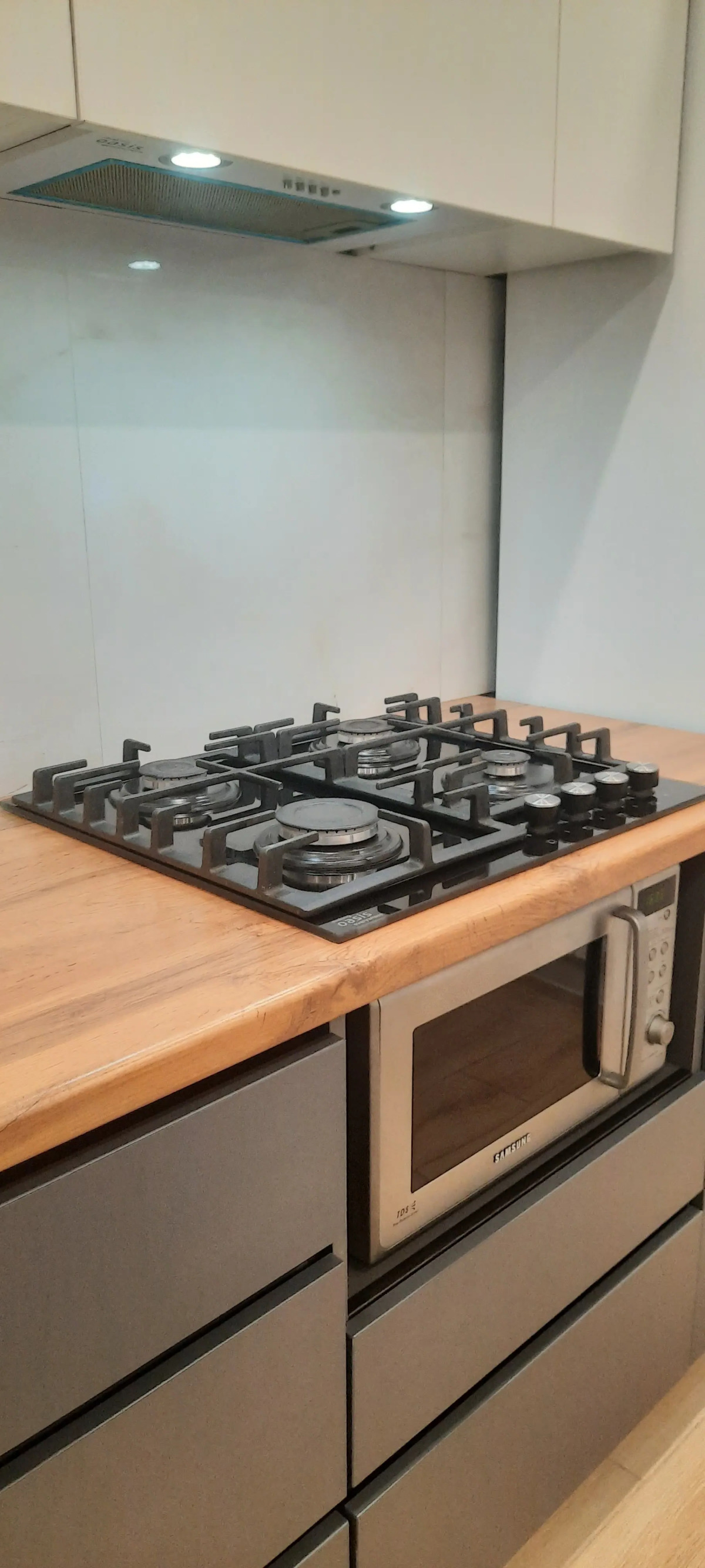 Квартира Двухкомнатная на Александрова 18