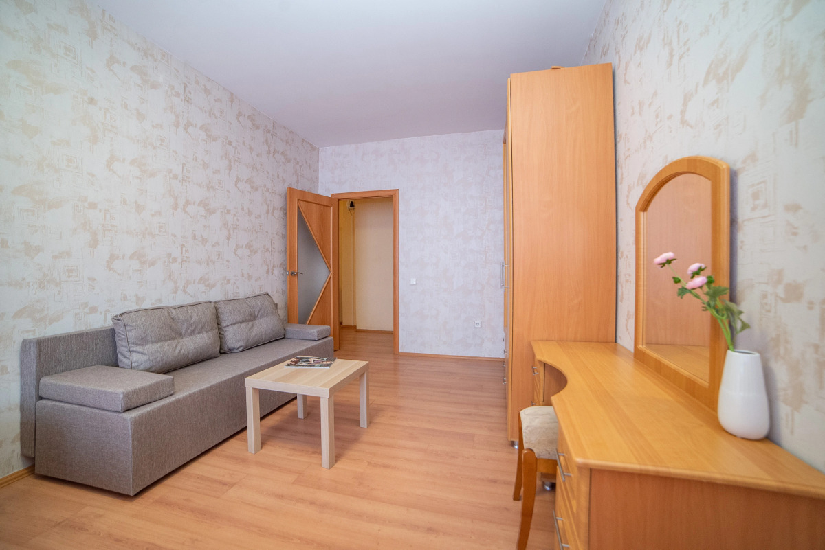 Апартаменты Трехкомнатная в центре