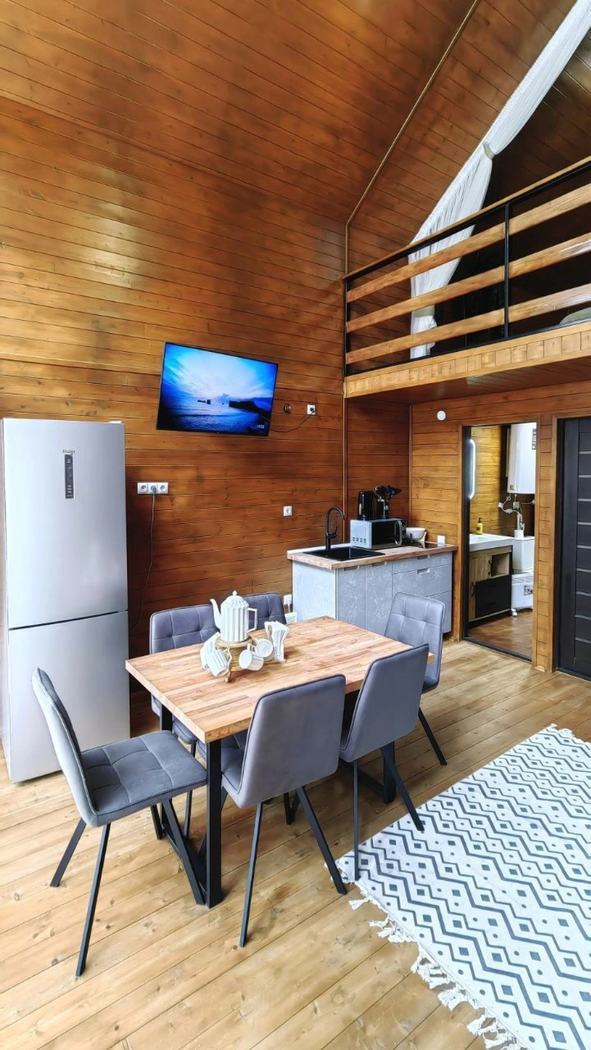 Шале Aishah House 1