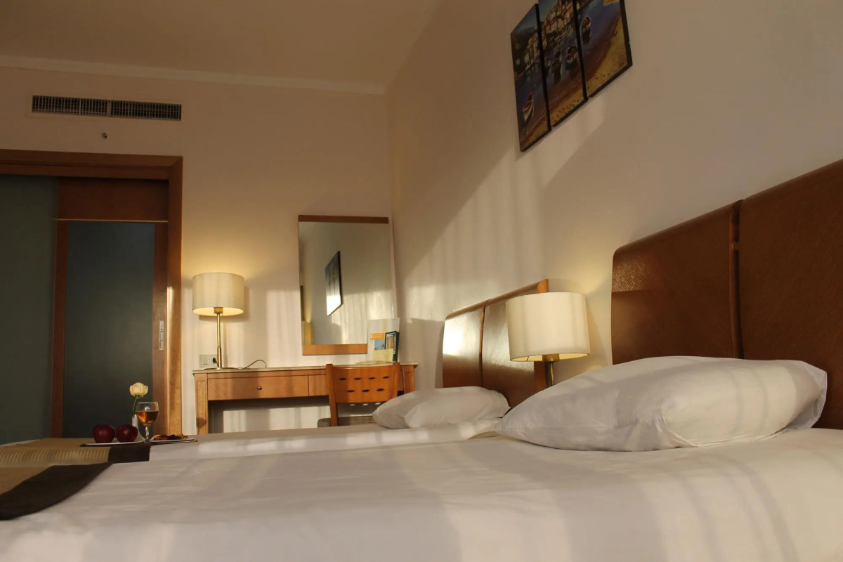 Отель Plaza Hotel Alexandria