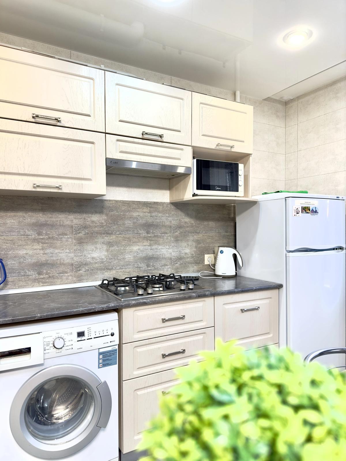 Апартаменты Мира 62