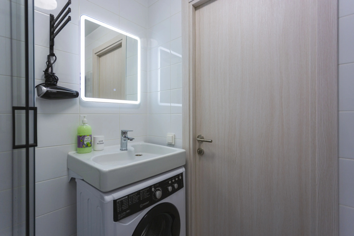 Квартира на Братьев Бромлей 5/2