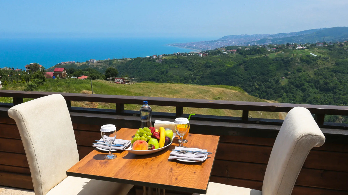 Курортный отель Sera Lake Resort