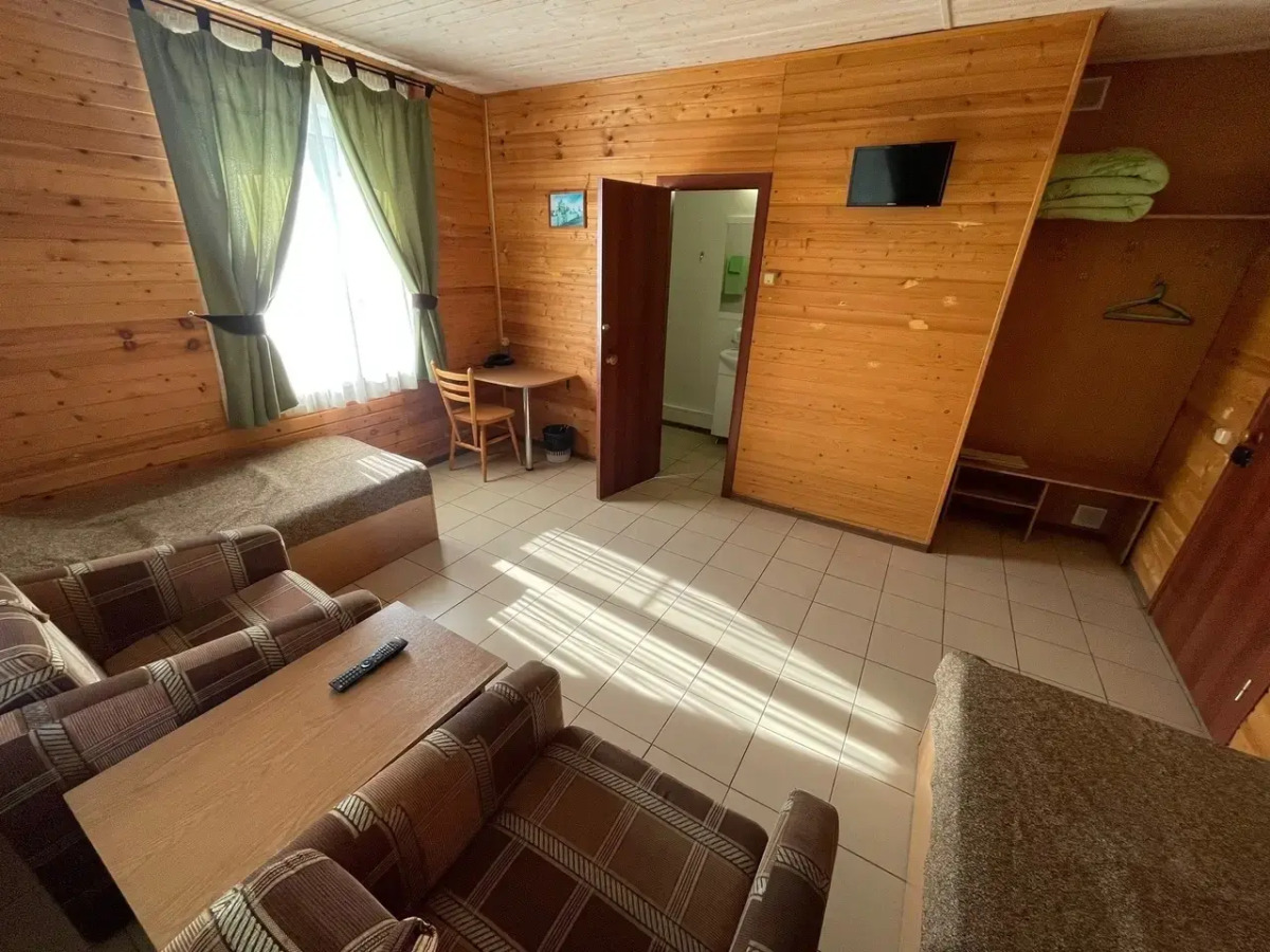 Гостевой дом "Дом Охотника