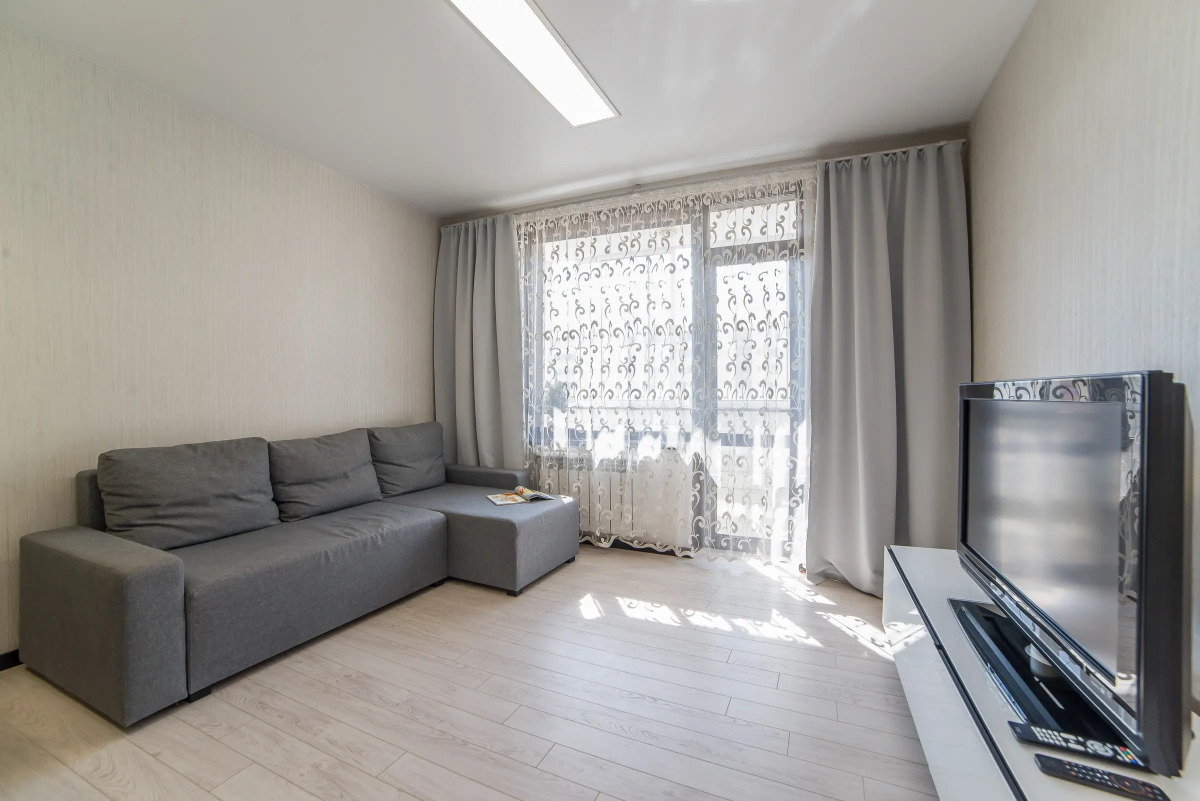 Апартаменты Двухкомнатные на Радищева 33