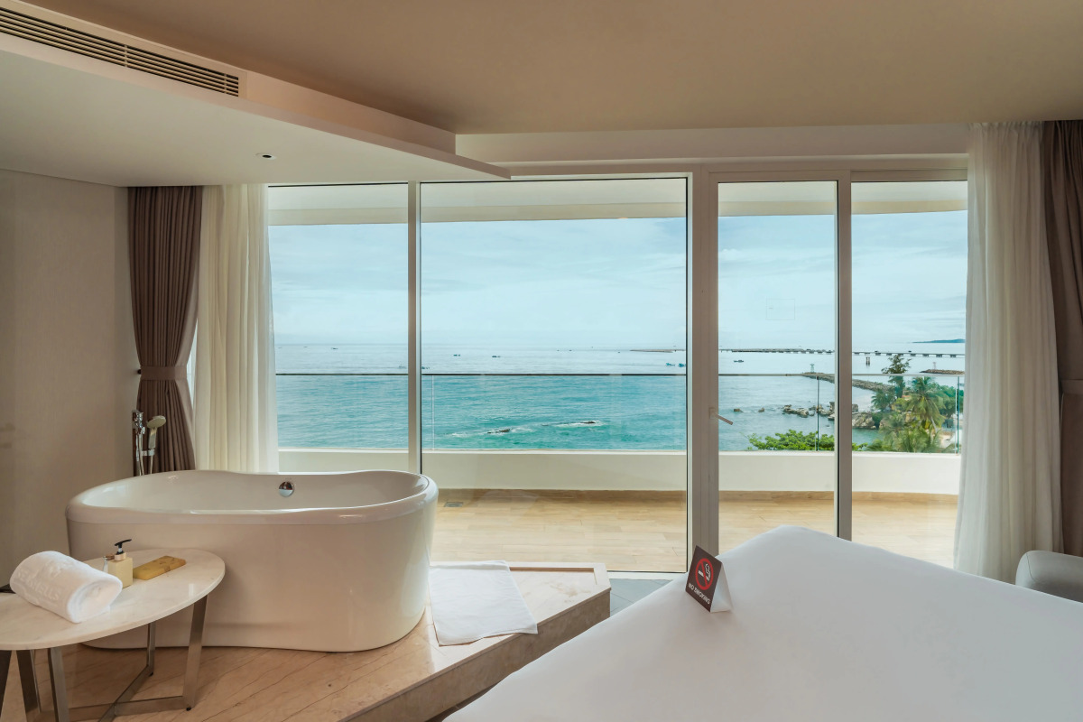 Отель Seashells Phu Quoc Hotel & Spa