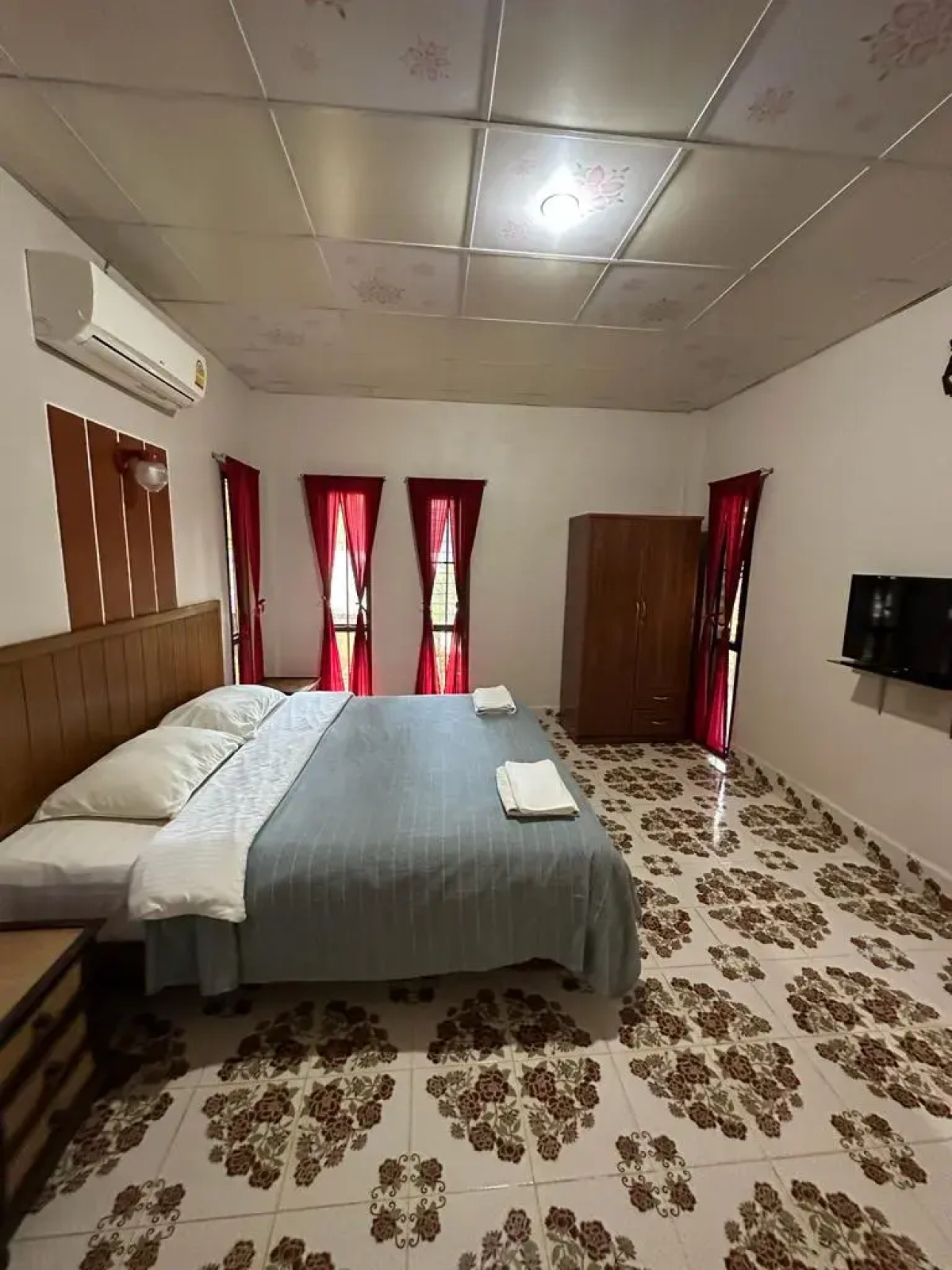 Отель Fine Times Resort